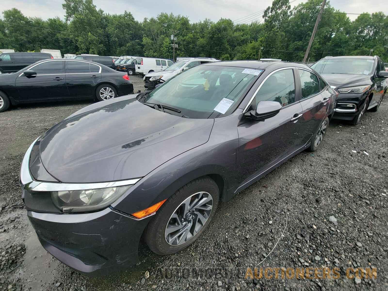 2HGFC2F74GH563772 Honda Civic Sedan 2016