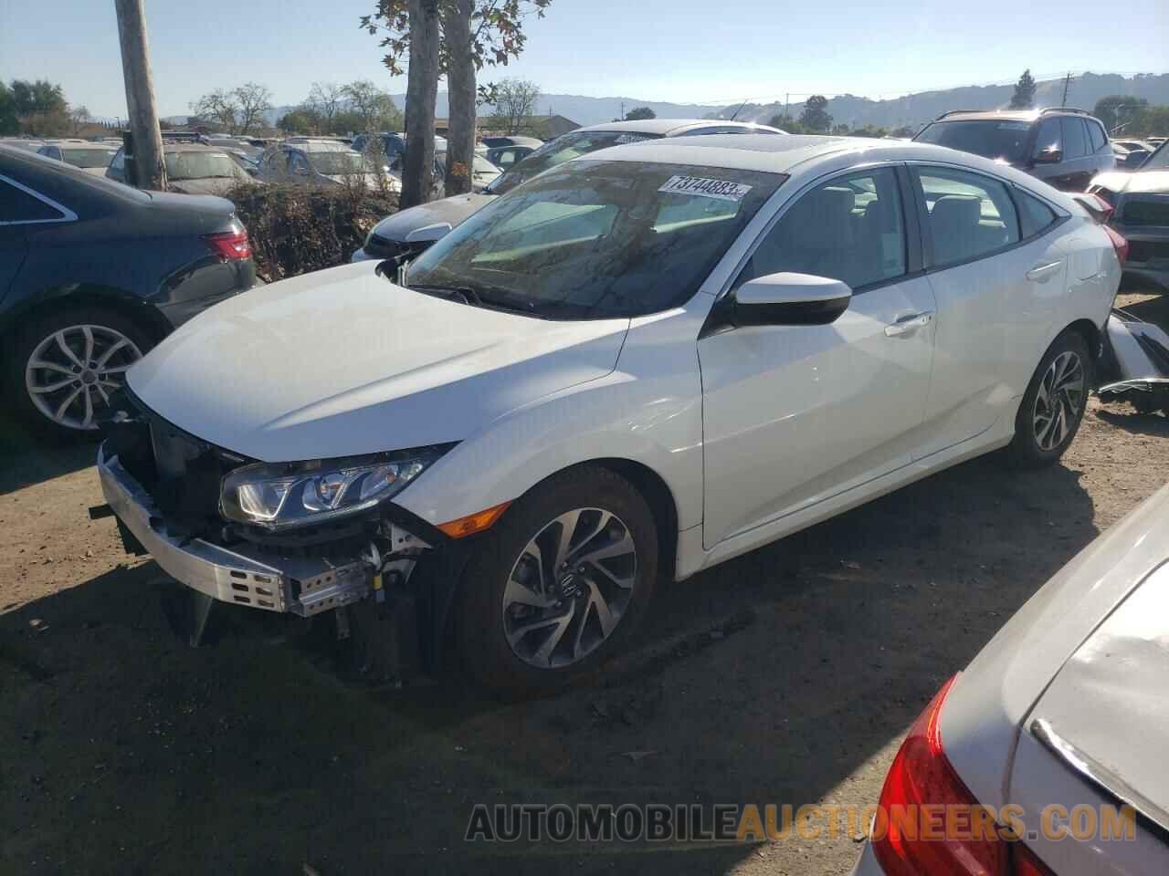 2HGFC2F74JH554562 HONDA CIVIC 2018