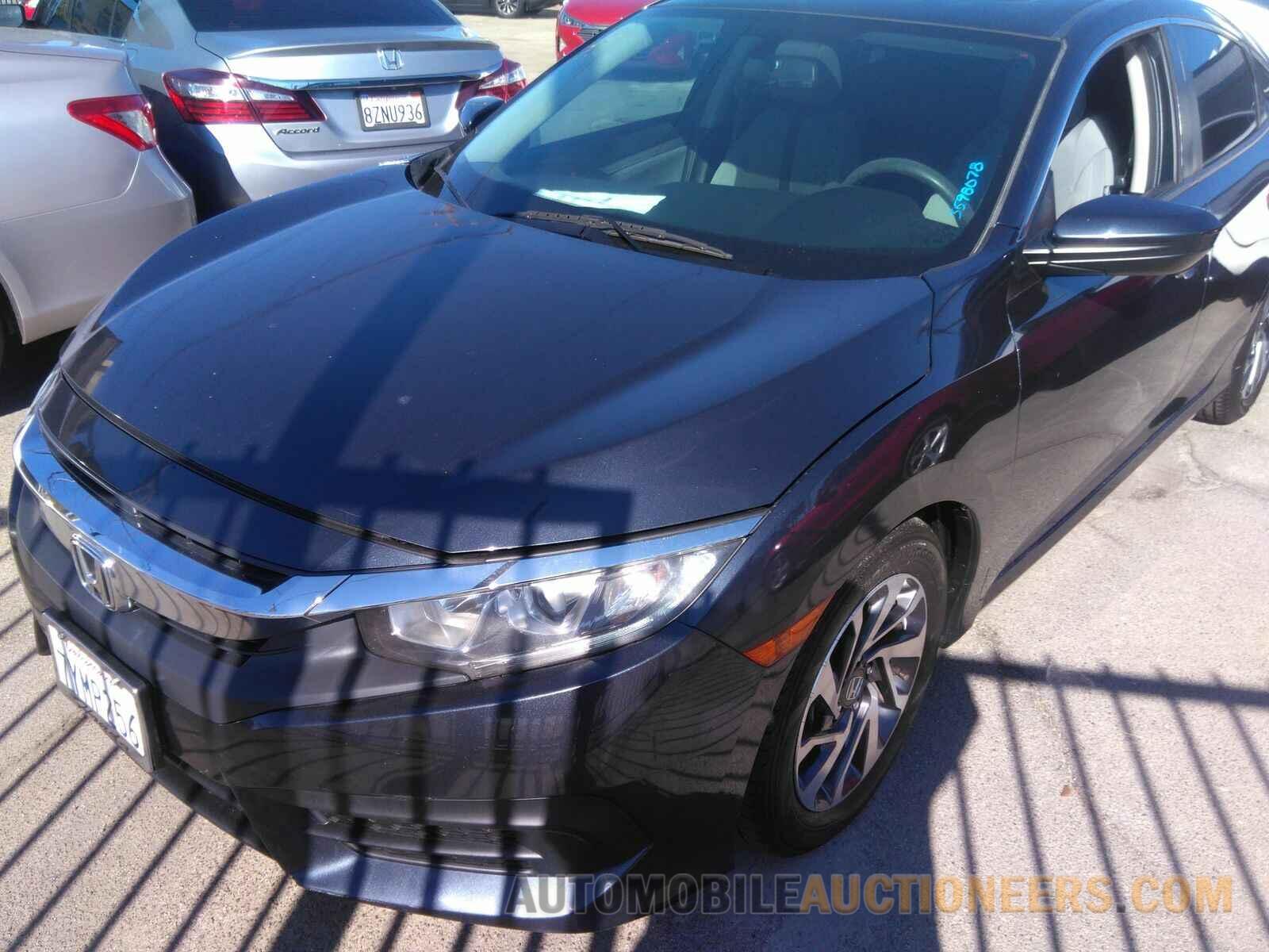 2HGFC2F78HH538083 Honda Civic Sedan 2017