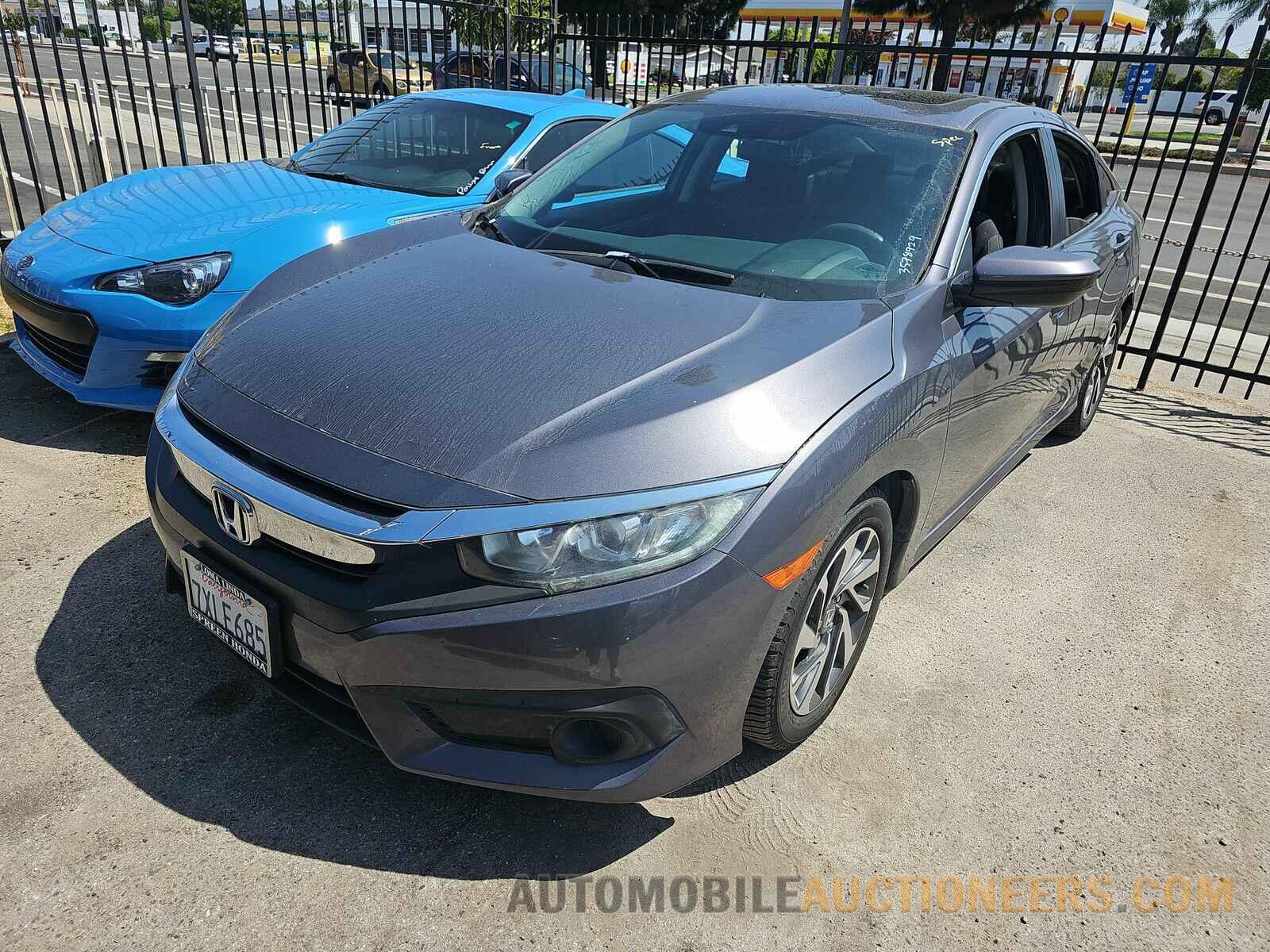 2HGFC2F83HH509597 Honda Civic Sedan 2017