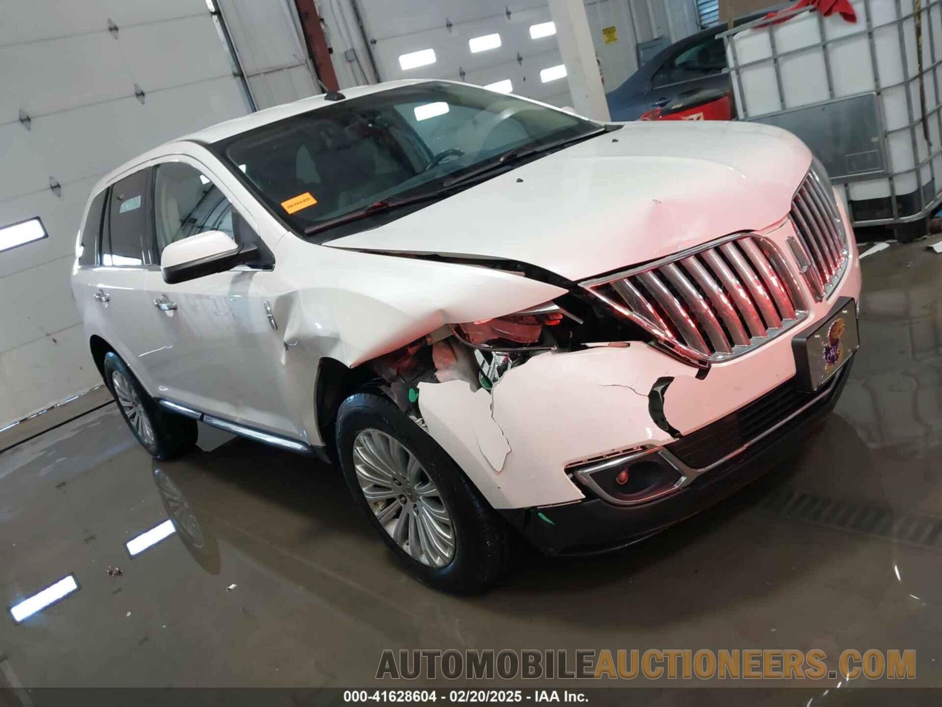 2LMDJ8JK3DBL43516 LINCOLN MKX 2013