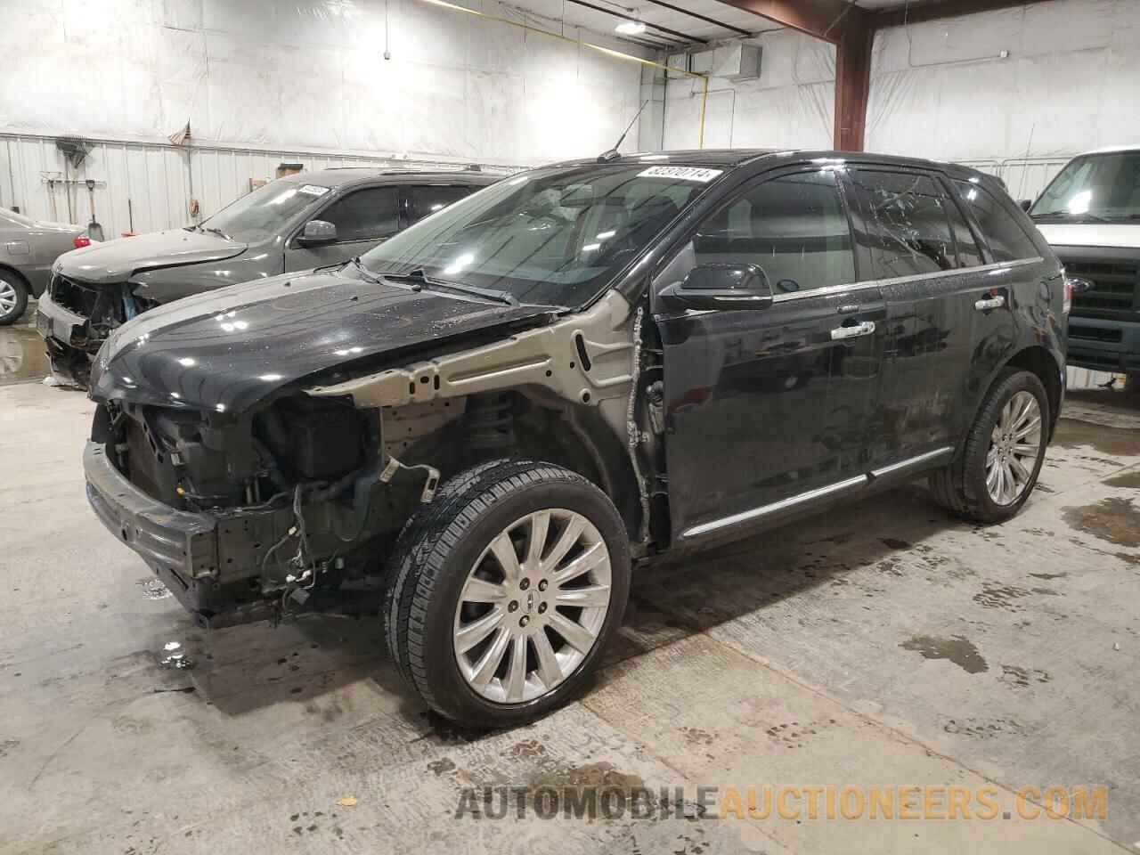 2LMDJ8JK8DBL42653 LINCOLN MKX 2013