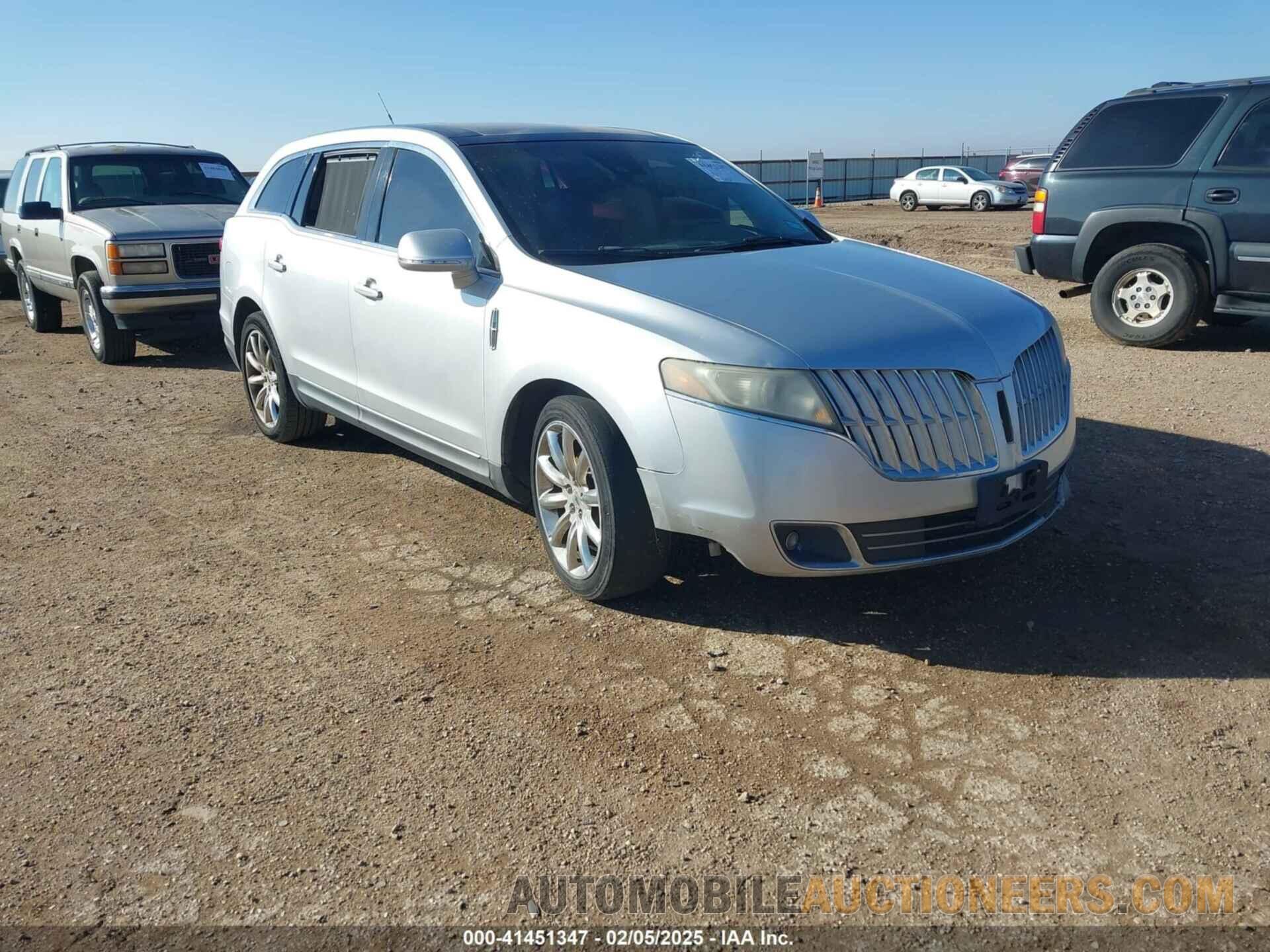 2LMHJ5FR3BBJ50477 LINCOLN MKT 2011