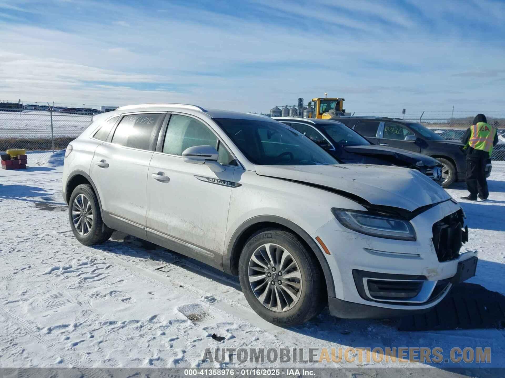 2LMPJ8K90KBL11080 LINCOLN NAUTILUS 2019