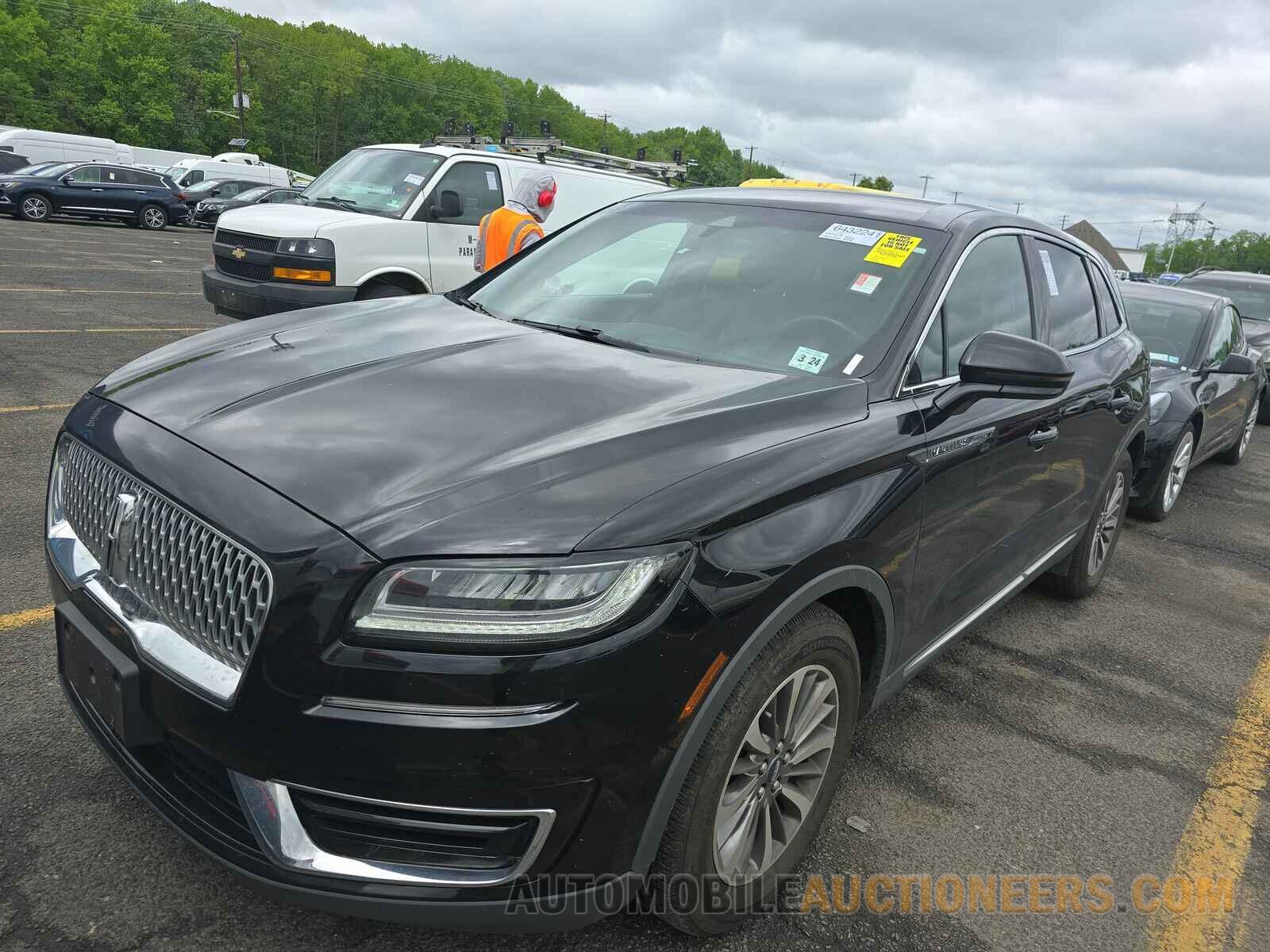 2LMPJ8K91KBL24808 Lincoln Nautilus 2019