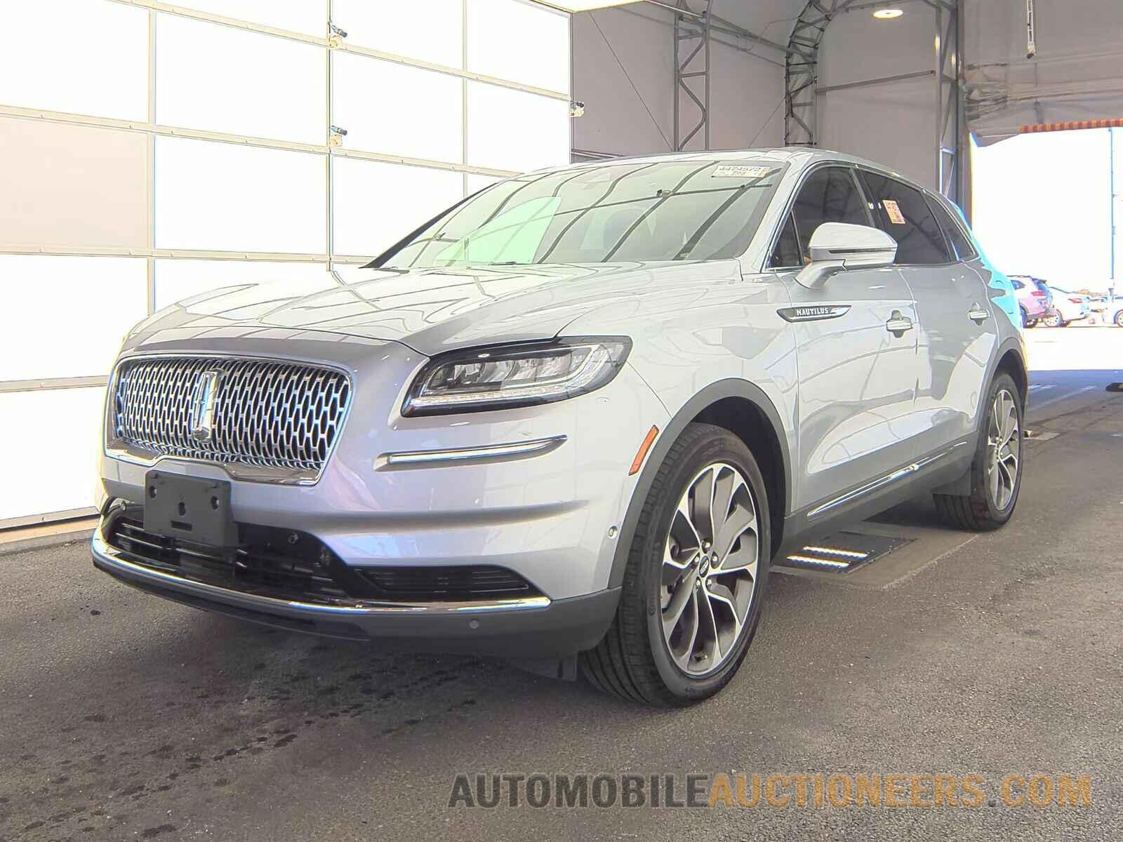 2LMPJ8KP9PBL18437 Lincoln Nautilus 2023