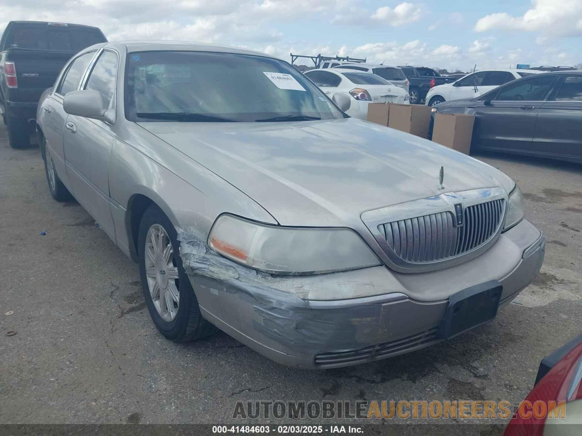 2LNBL8CV9AX610452 LINCOLN TOWN CAR 2010