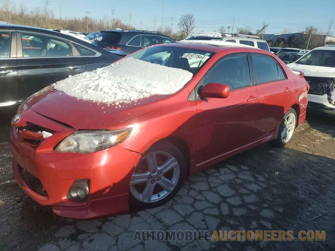 2T1BU4EE0DC938925 TOYOTA COROLLA 2013