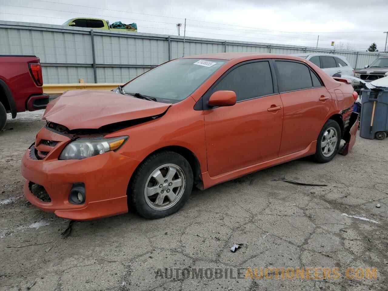 2T1BU4EE2DC069051 TOYOTA COROLLA 2013