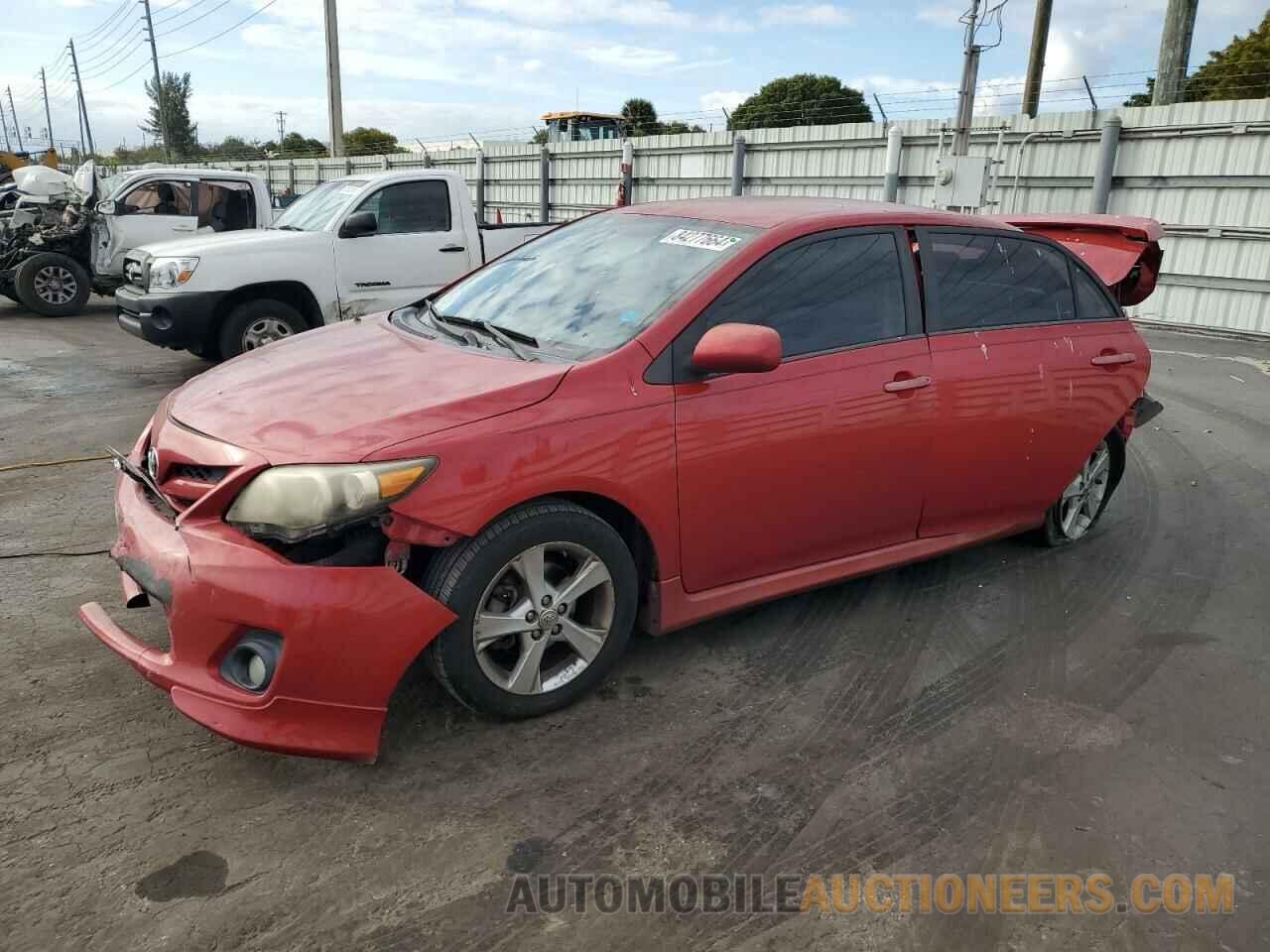 2T1BU4EE5DC119473 TOYOTA COROLLA 2013