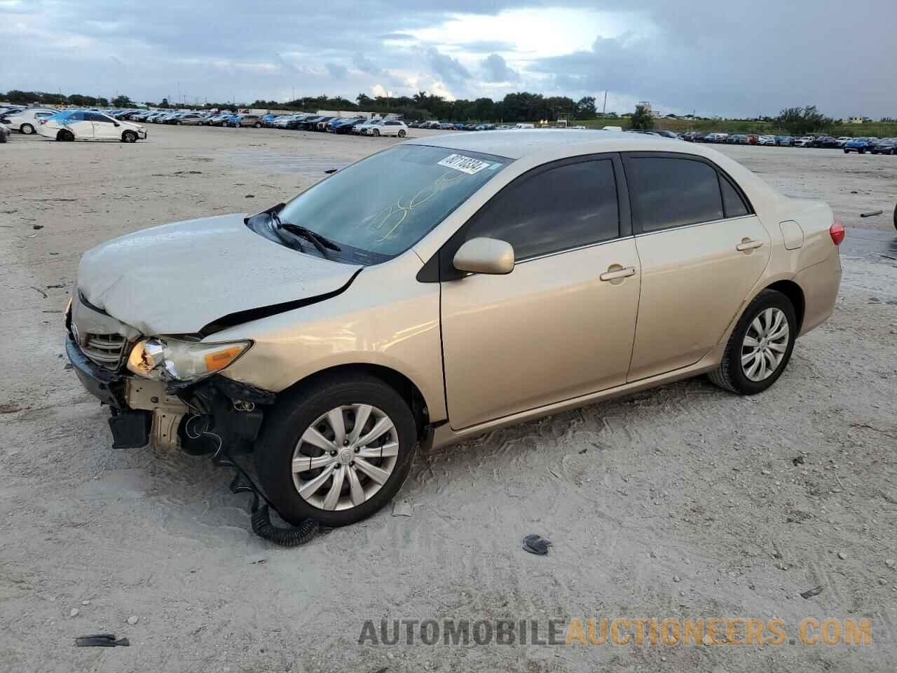 2T1BU4EE5DC985979 TOYOTA COROLLA 2013