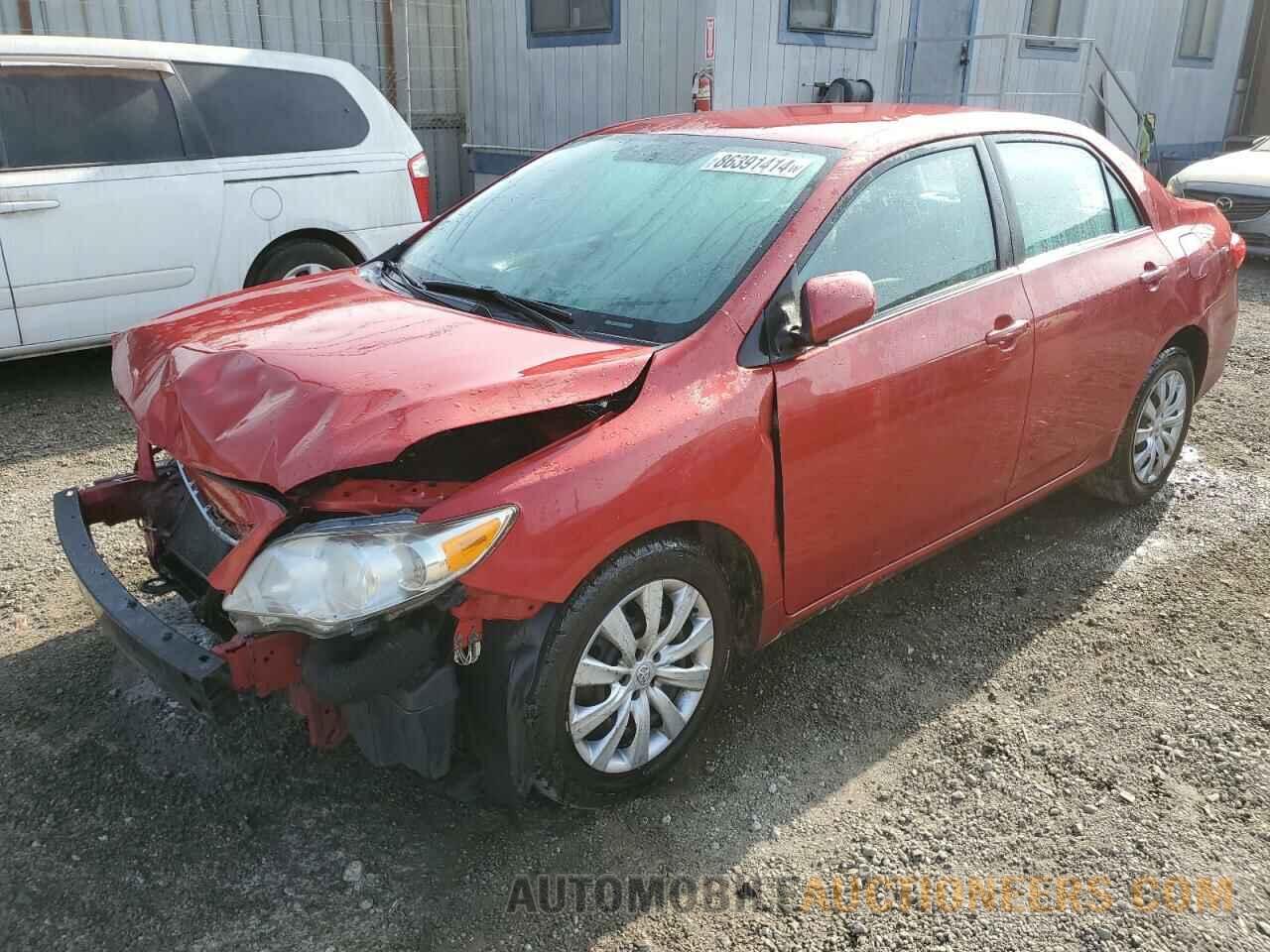 2T1BU4EE8DC045627 TOYOTA COROLLA 2013