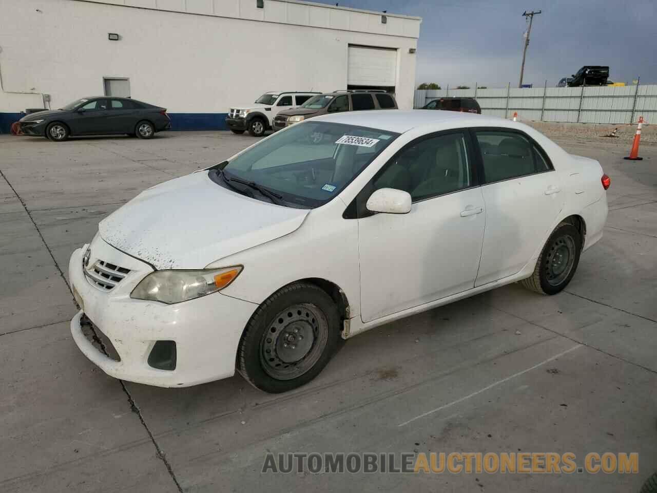 2T1BU4EEXDC920092 TOYOTA COROLLA 2013