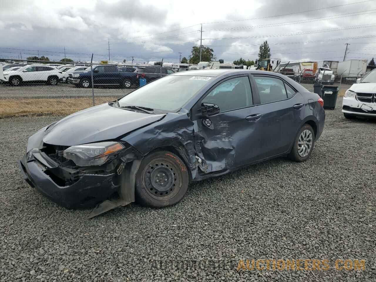 2T1BURHE0JC113858 TOYOTA COROLLA 2018