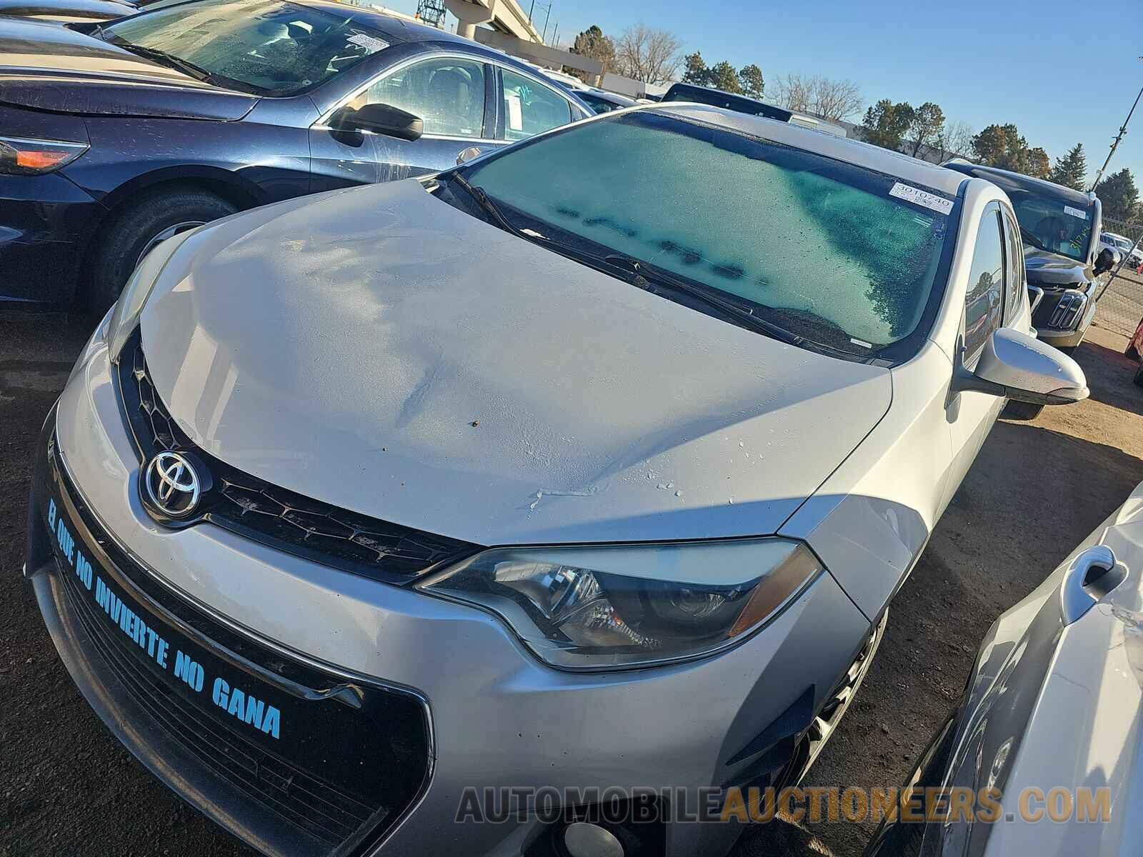 2T1BURHE1FC298932 Toyota Corolla 2015