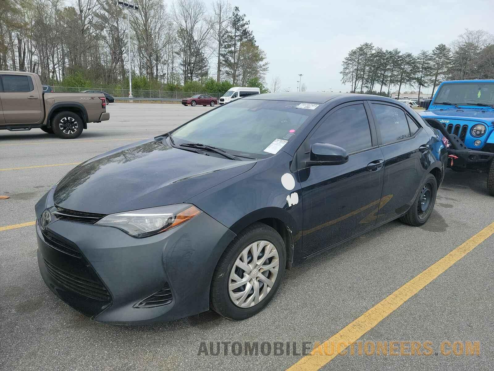 2T1BURHE3JC115975 Toyota Corolla LE 2018