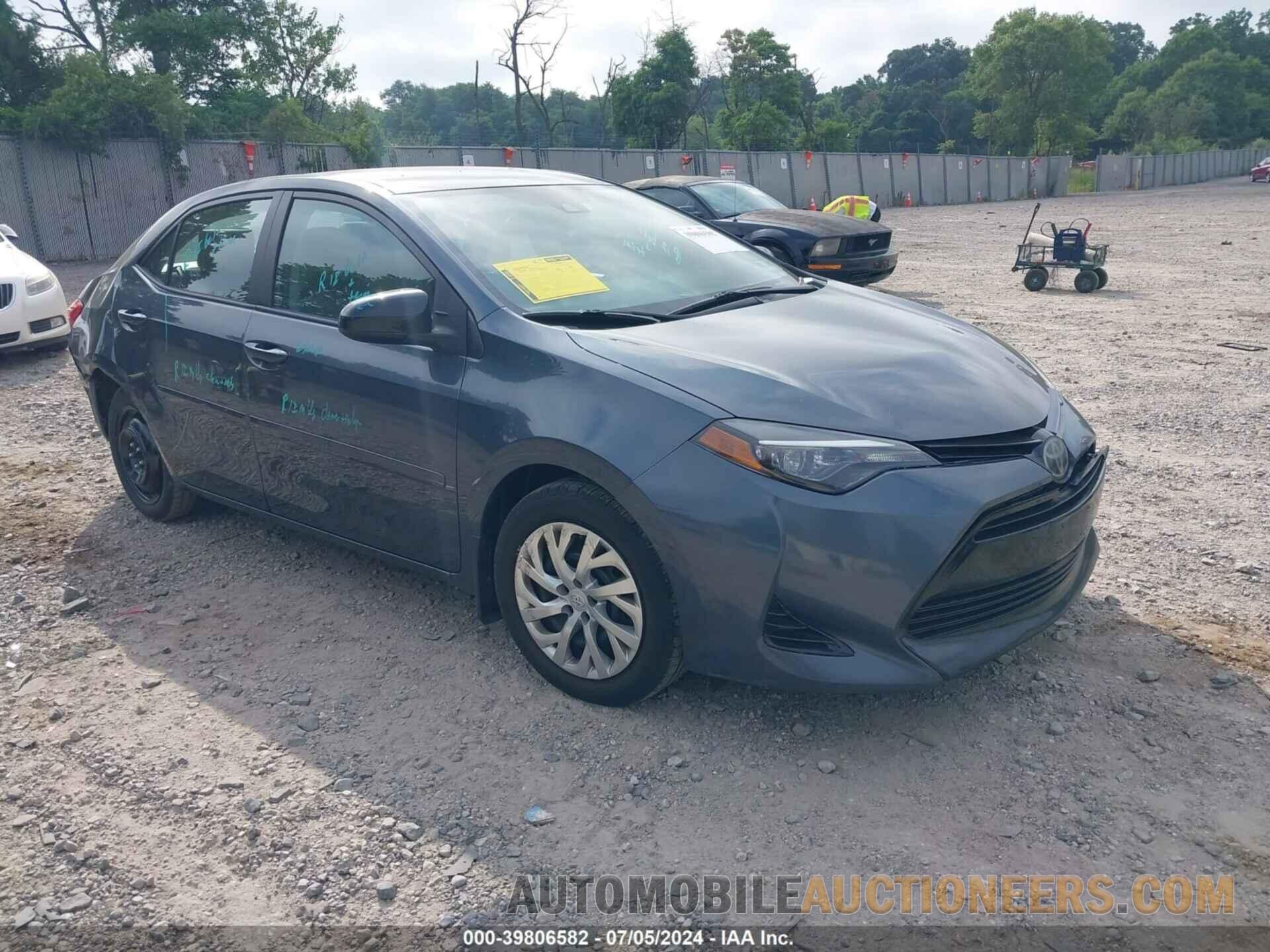 2T1BURHE4JC012242 TOYOTA COROLLA 2018