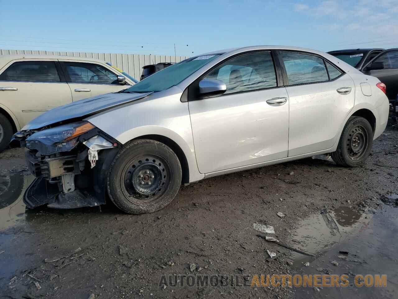 2T1BURHE4JC035875 TOYOTA COROLLA 2018