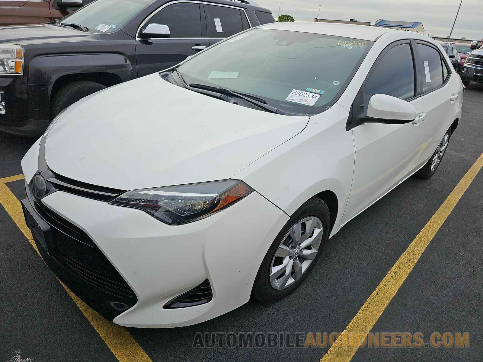 2T1BURHE4JC066642 Toyota Corolla LE 2018