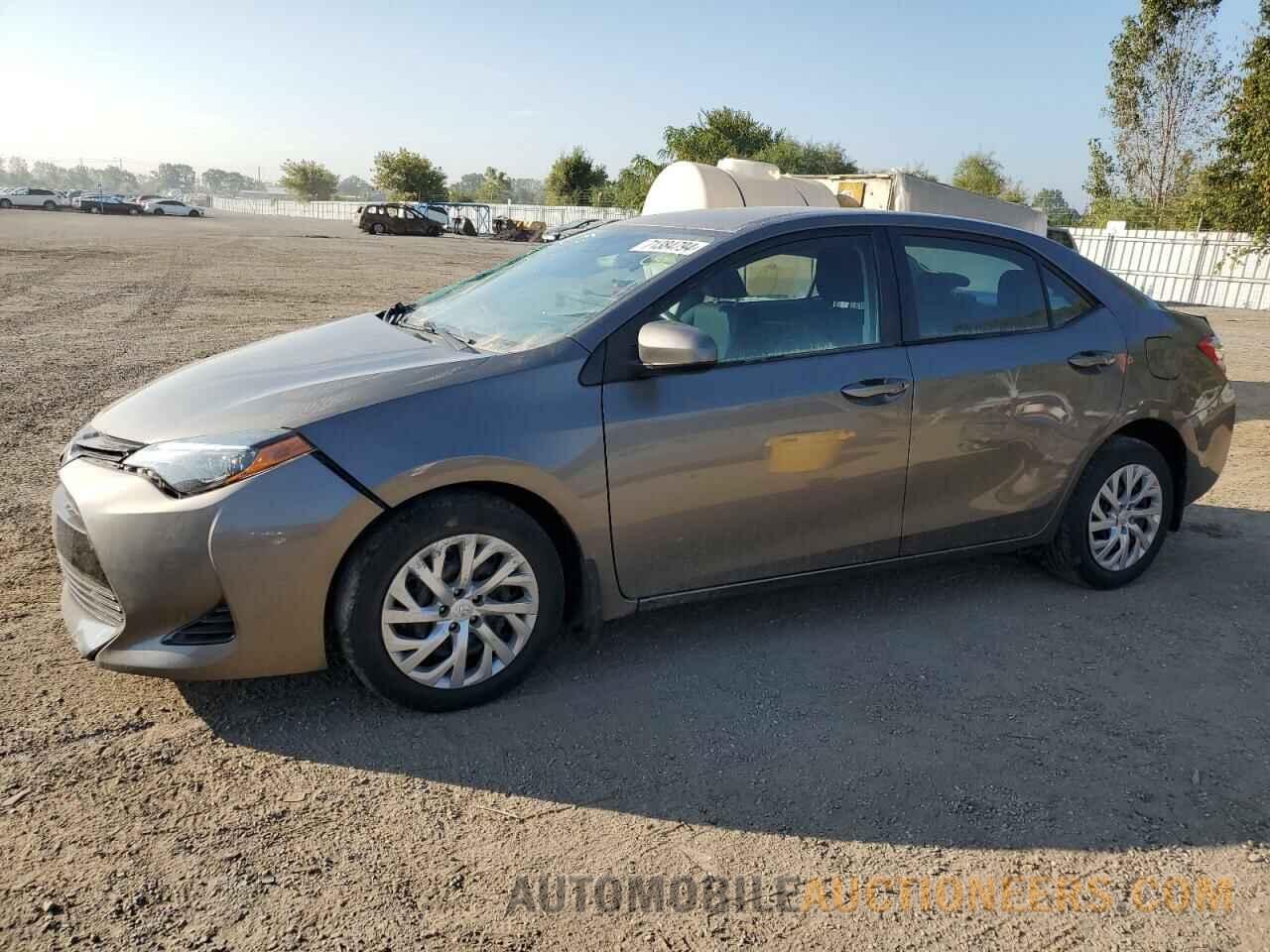 2T1BURHE8JC113865 TOYOTA COROLLA 2018