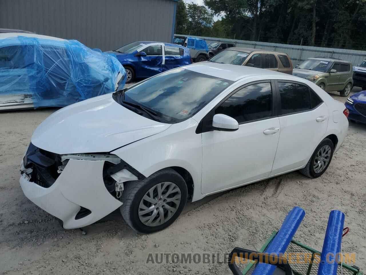 2T1BURHE8JC123988 TOYOTA COROLLA 2018