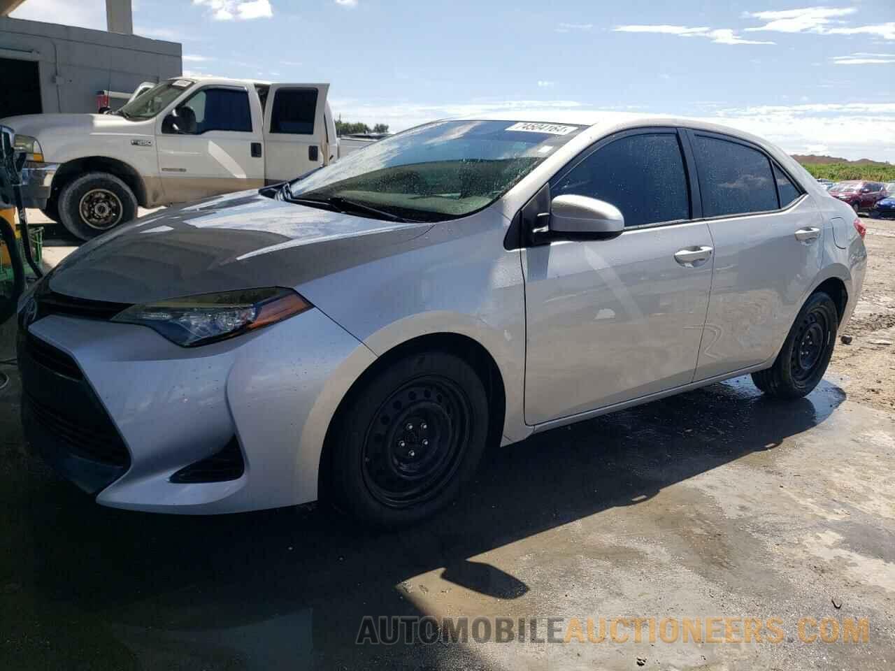 2T1BURHE9HC818135 TOYOTA COROLLA 2017