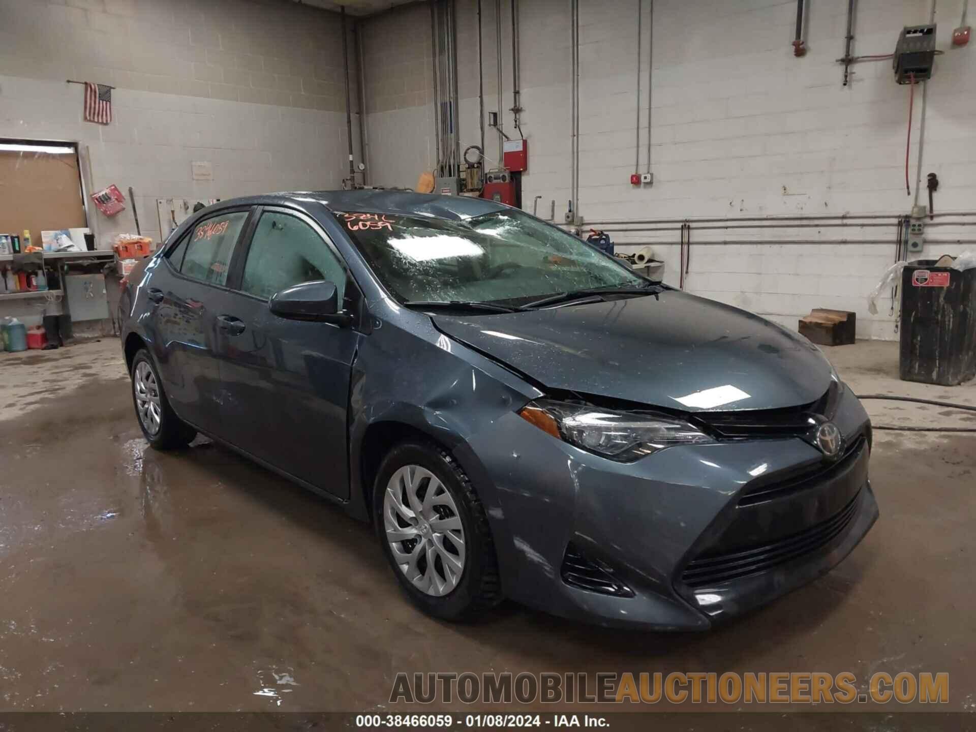 2T1BURHE9JC087566 TOYOTA COROLLA 2018