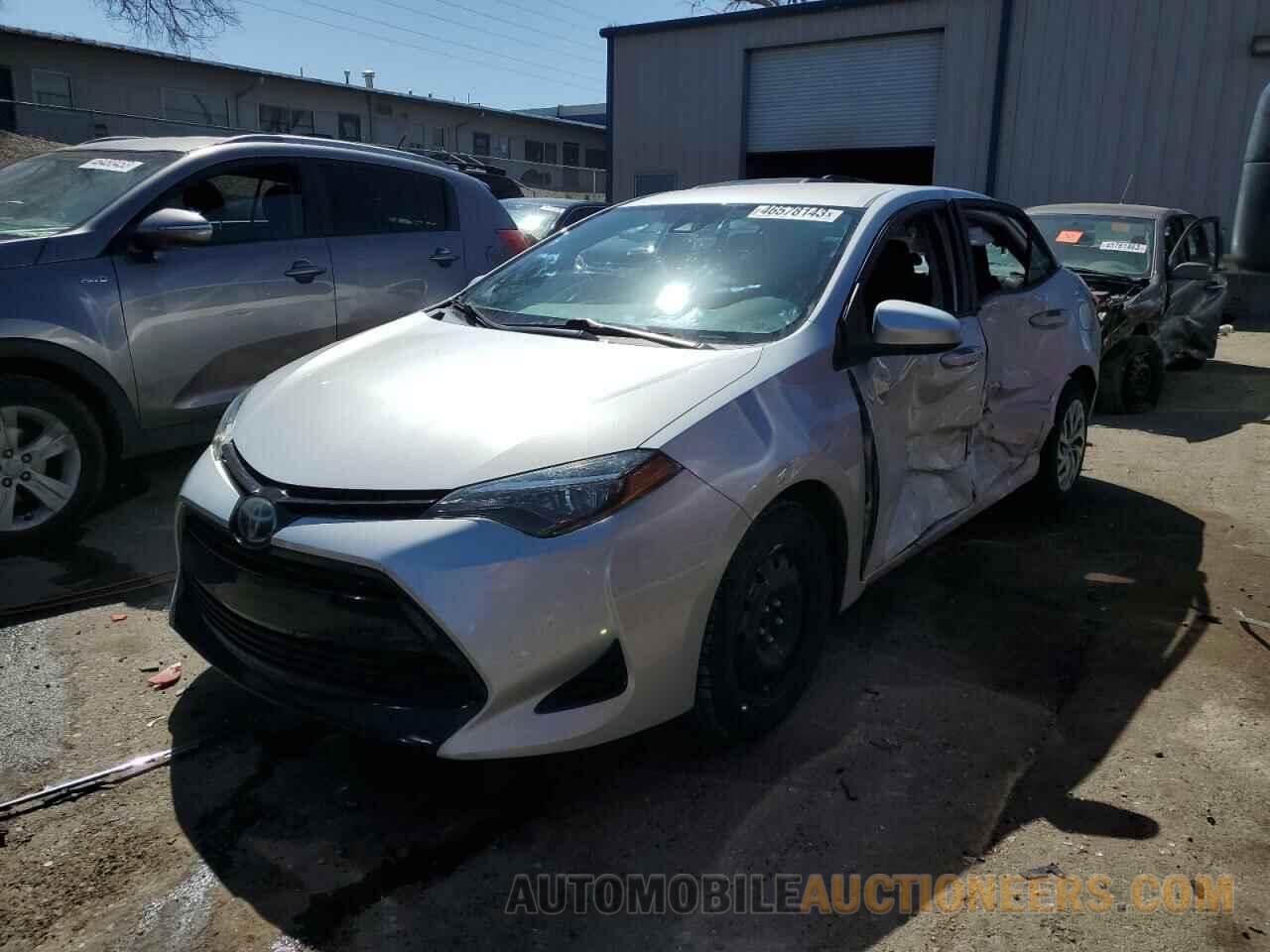 2T1BURHE9JC113132 TOYOTA COROLLA 2018