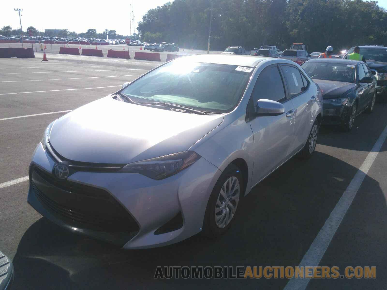 2T1BURHE9KC168584 Toyota Corolla LE 2019