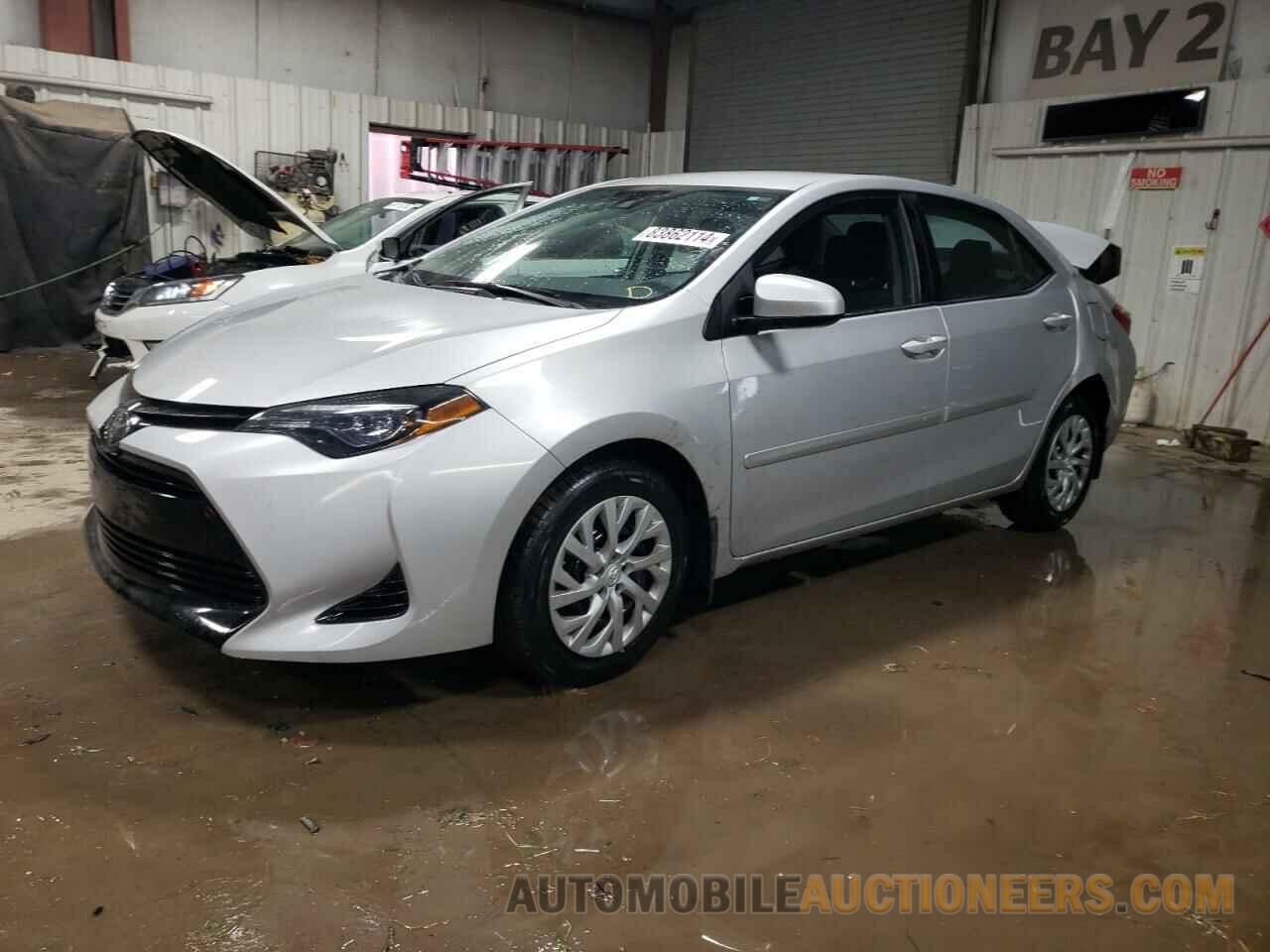 2T1BURHEXJC015792 TOYOTA COROLLA 2018