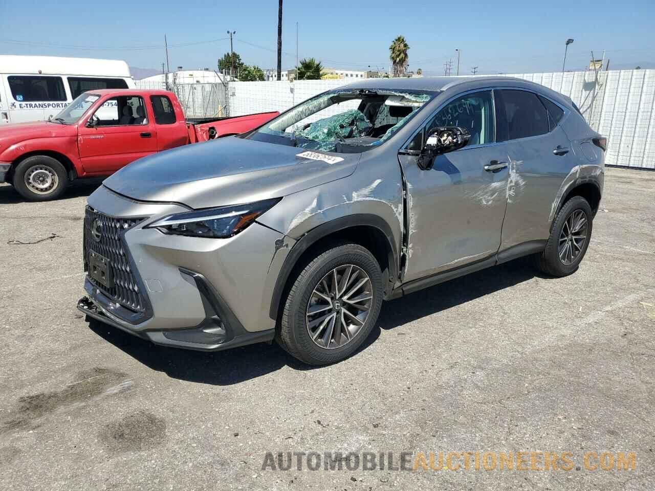 2T2ADCAZ0PC003726 LEXUS NX 250 2023