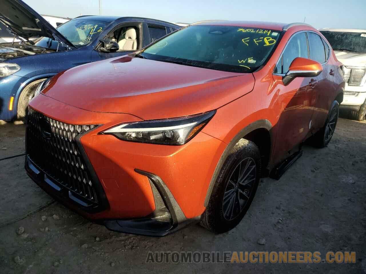 2T2ADCAZ0PC004102 LEXUS NX 250 2023