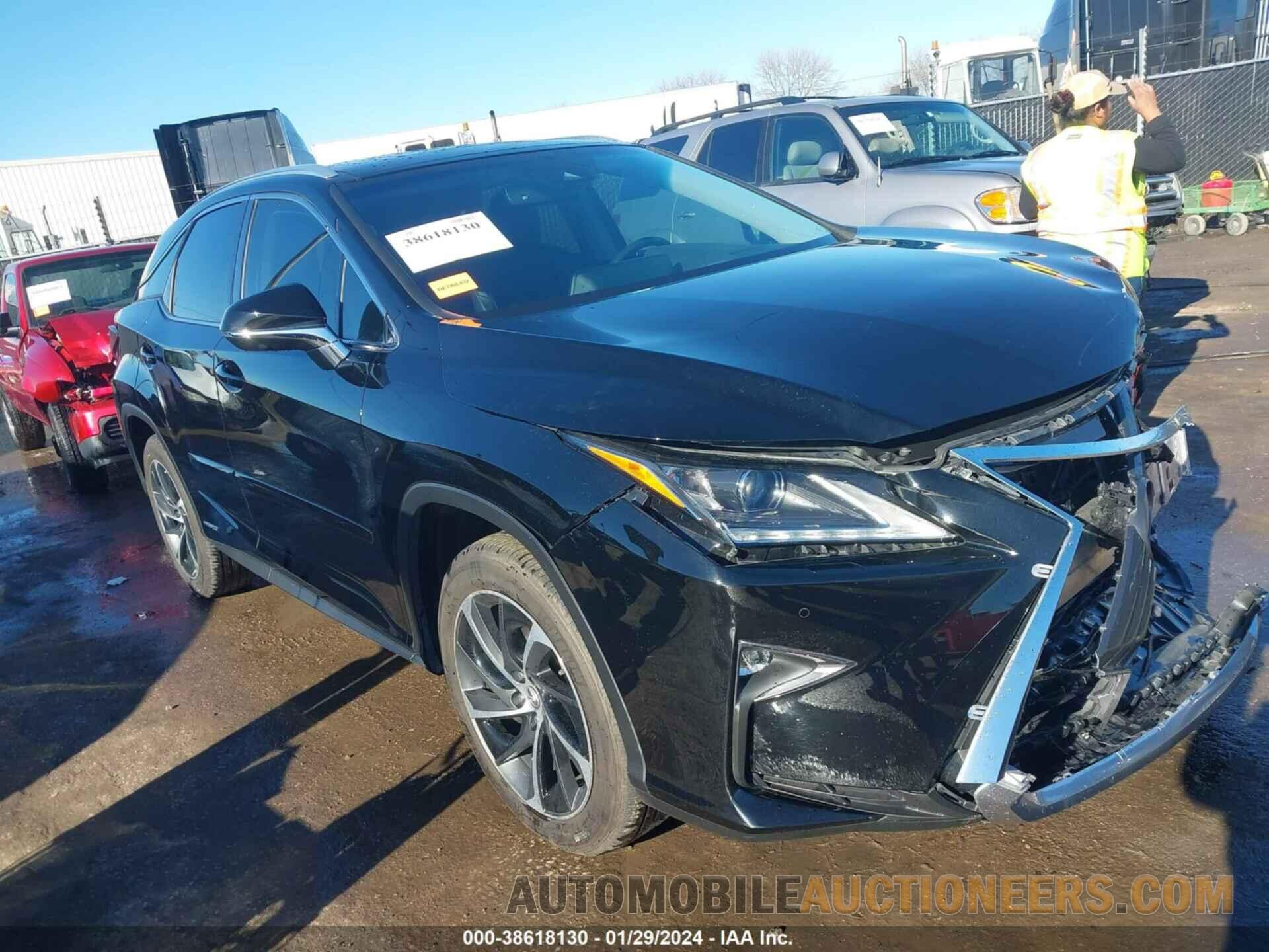 2T2BGMCA5HC018104 LEXUS RX 450H 2017