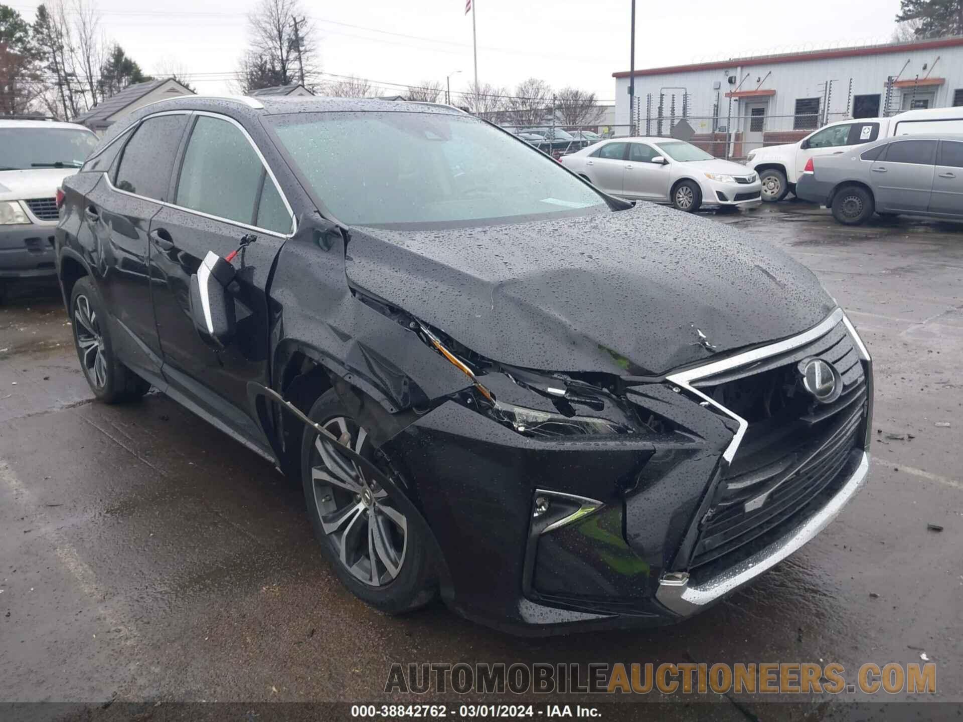 2T2BZMCAXHC060570 LEXUS RX 2017