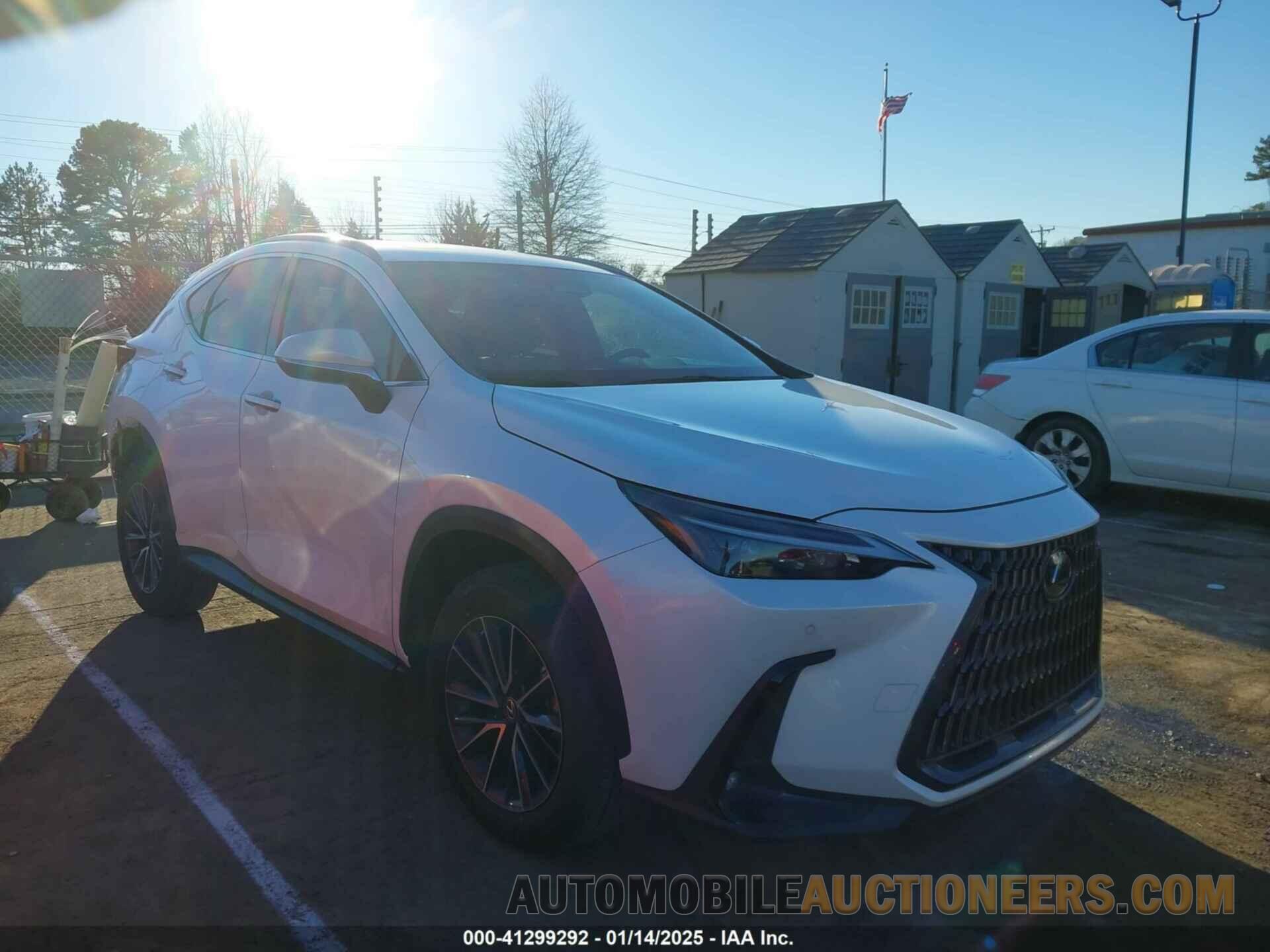 2T2GDCAZ1NC001376 LEXUS NX 250 2022