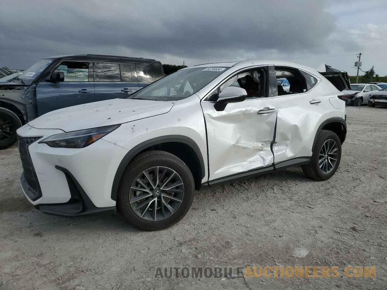 2T2GDCAZ8NC001648 LEXUS NX 250 2022