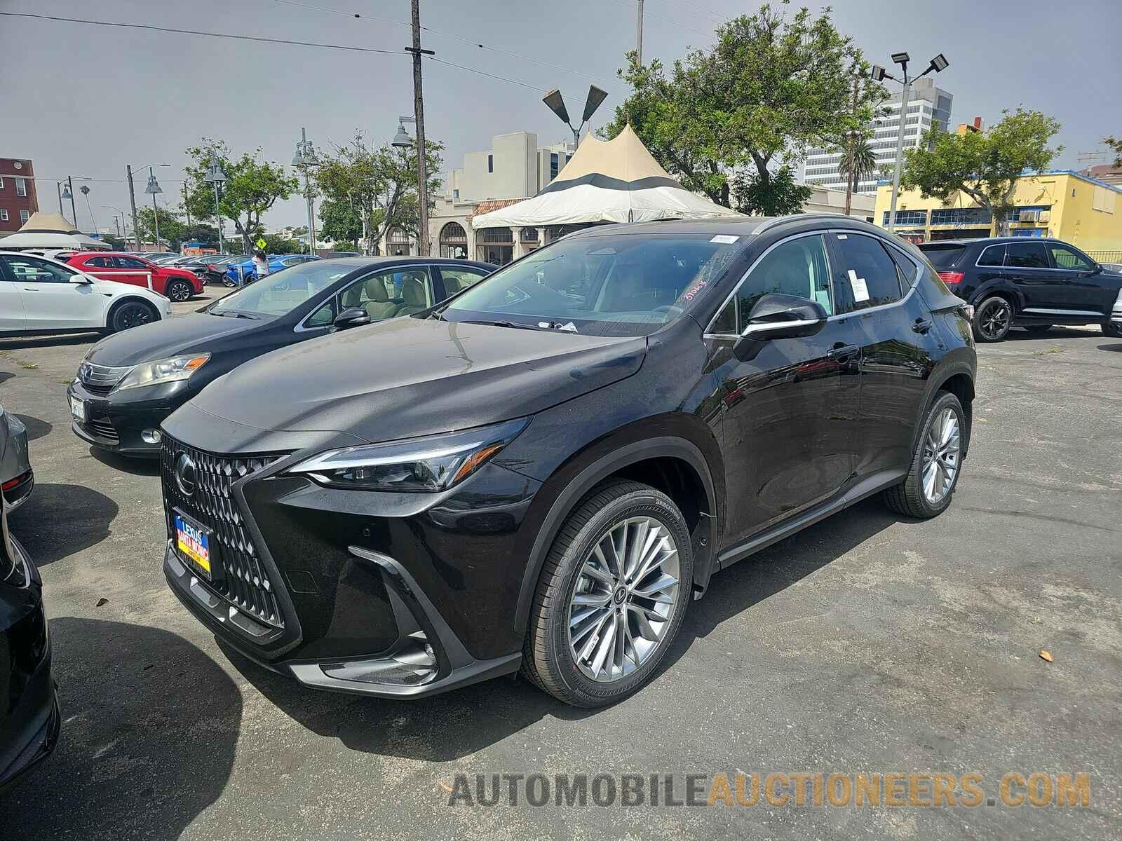 2T2GGCEZ5SC063845 Lexus NX 2025