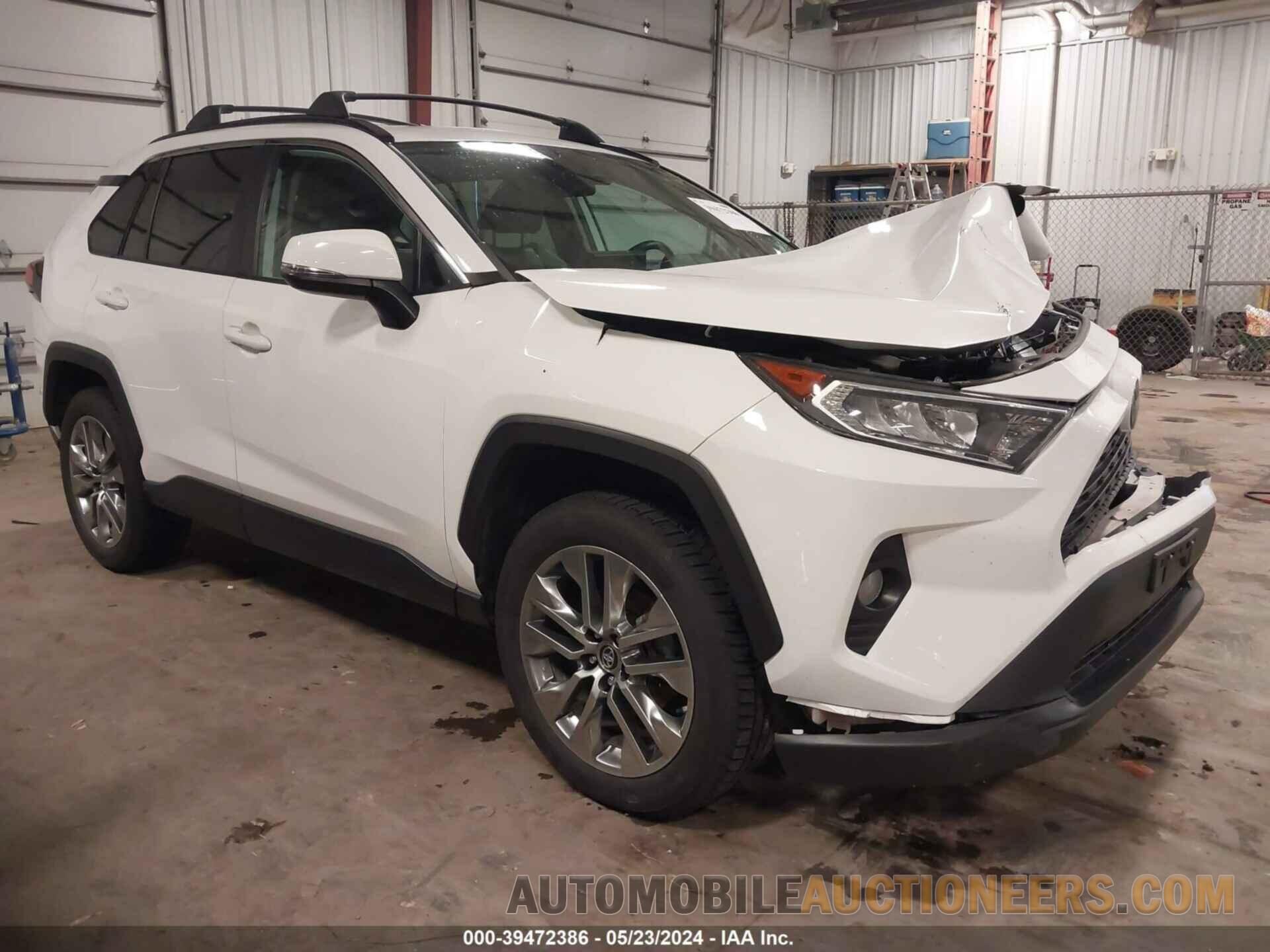 2T3A1RFV1KC032304 TOYOTA RAV4 2019