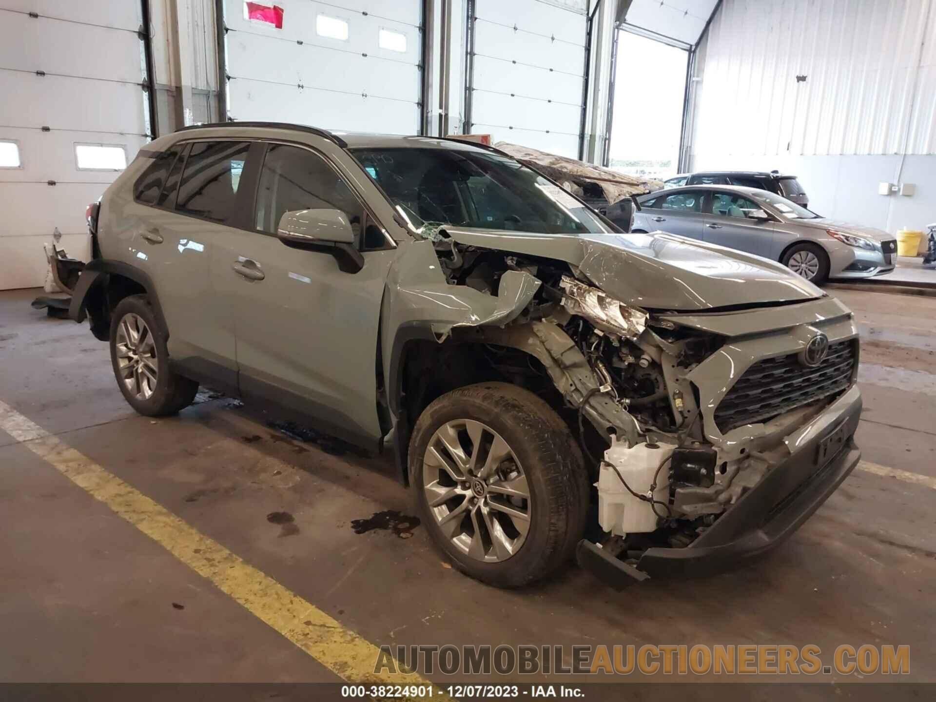 2T3A1RFV1MW205952 TOYOTA RAV4 2021