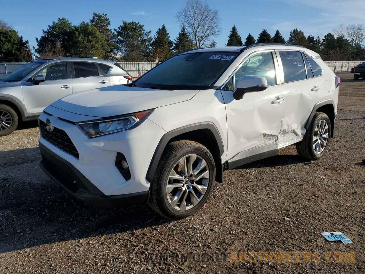 2T3A1RFV2KW044833 TOYOTA RAV4 2019