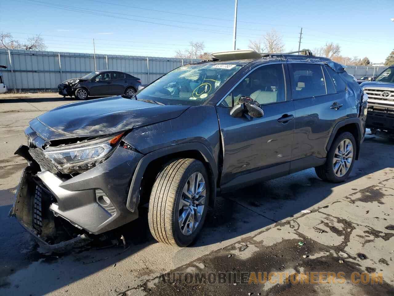 2T3A1RFV2MC155449 TOYOTA RAV4 2021