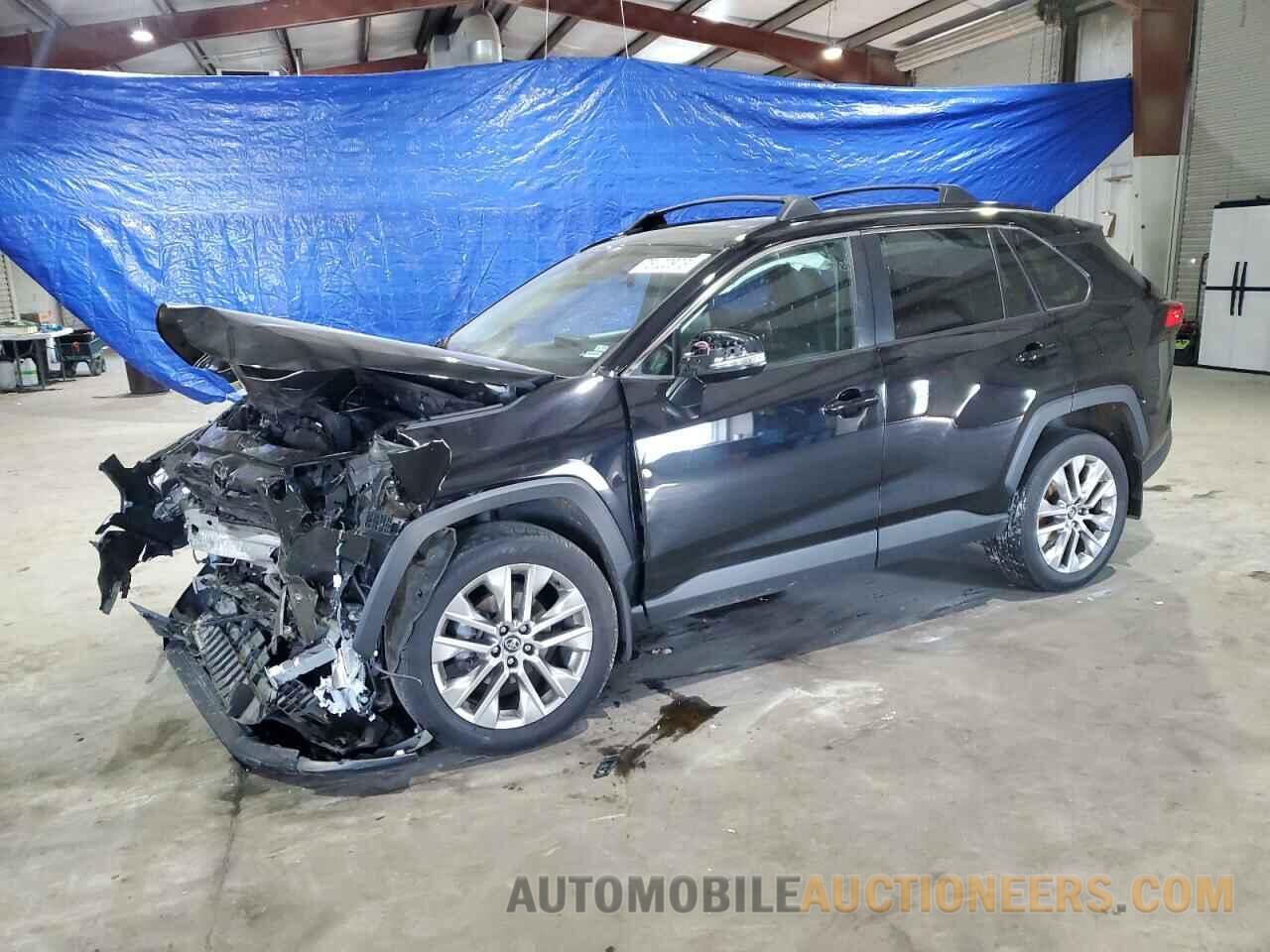 2T3A1RFV2MC165818 TOYOTA RAV4 2021