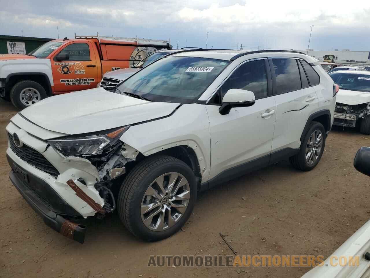 2T3A1RFV2MW175294 TOYOTA RAV4 2021