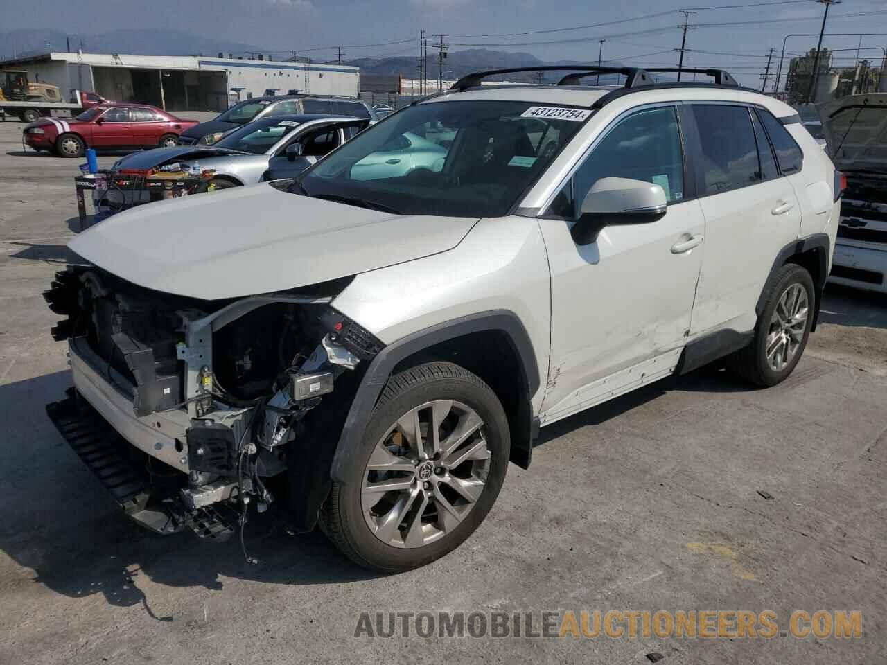 2T3A1RFV2MW180818 TOYOTA RAV4 2021