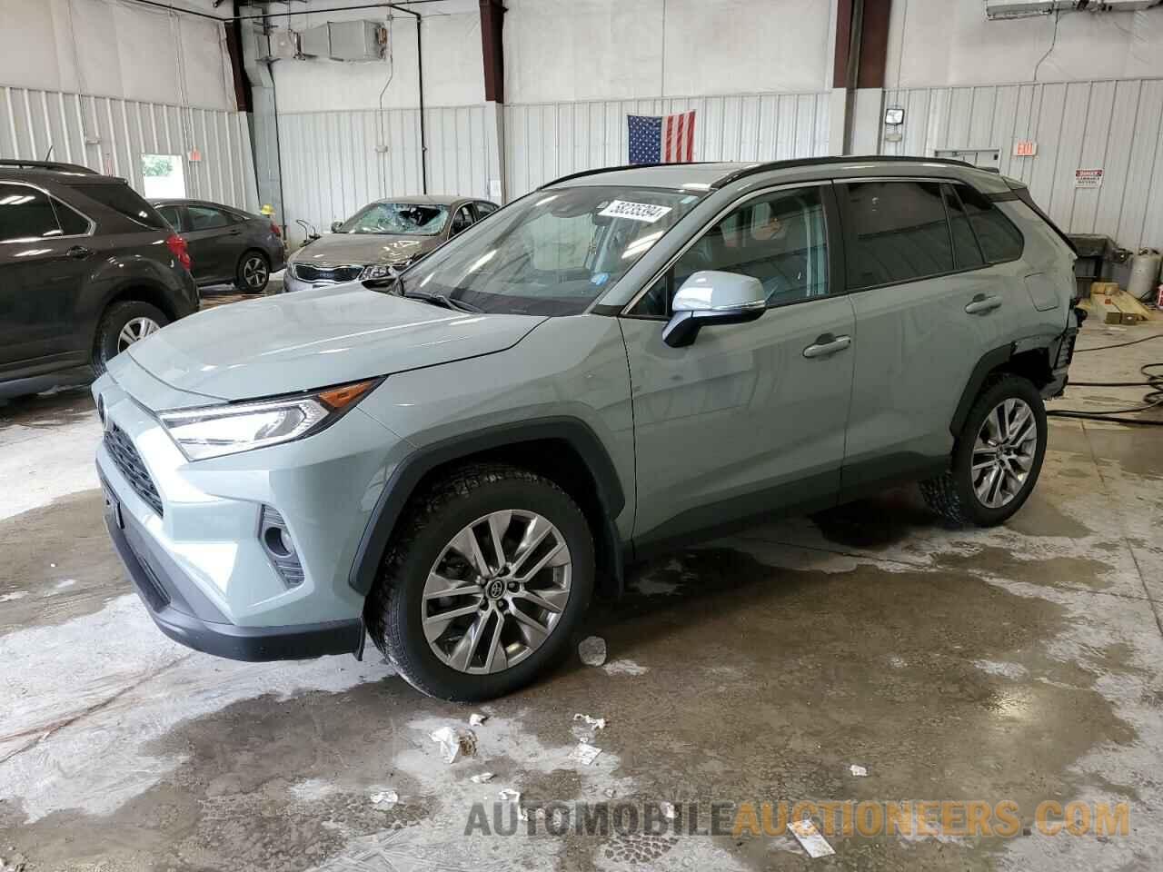 2T3A1RFV3KW062418 TOYOTA RAV4 2019