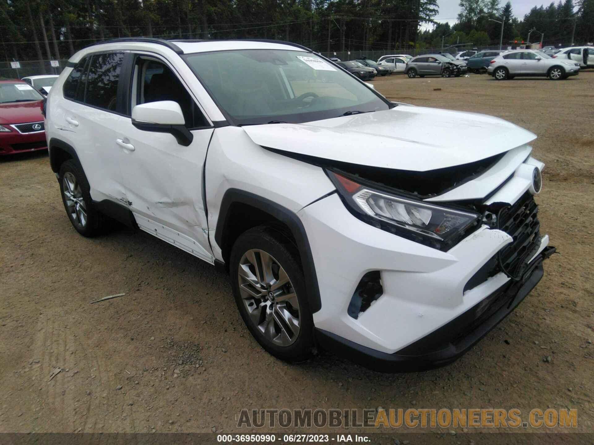 2T3A1RFV3LW100585 TOYOTA RAV4 2020