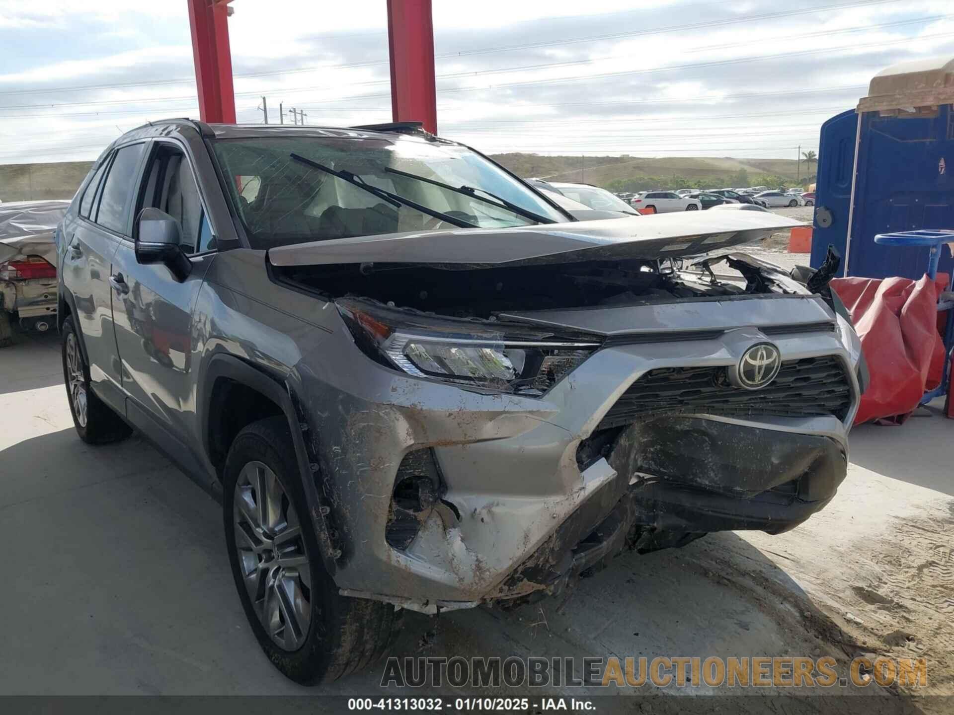 2T3A1RFV3MC161745 TOYOTA RAV4 2021