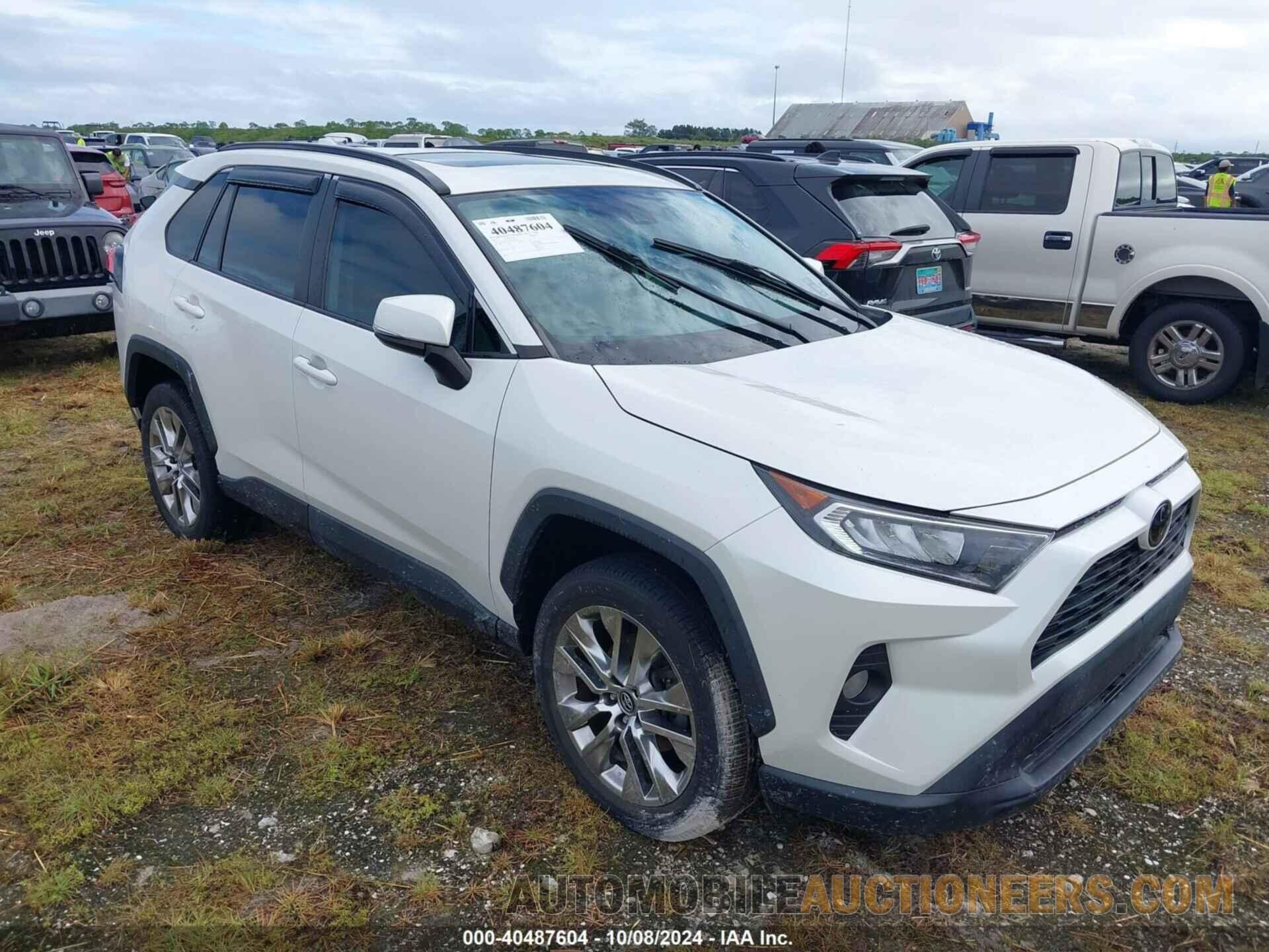 2T3A1RFV3MW152817 TOYOTA RAV4 2021