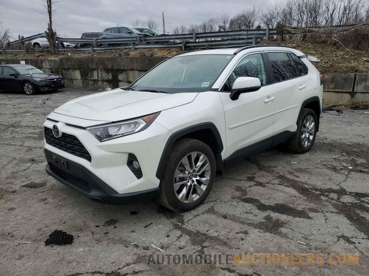 2T3A1RFV3MW162277 TOYOTA RAV4 2021