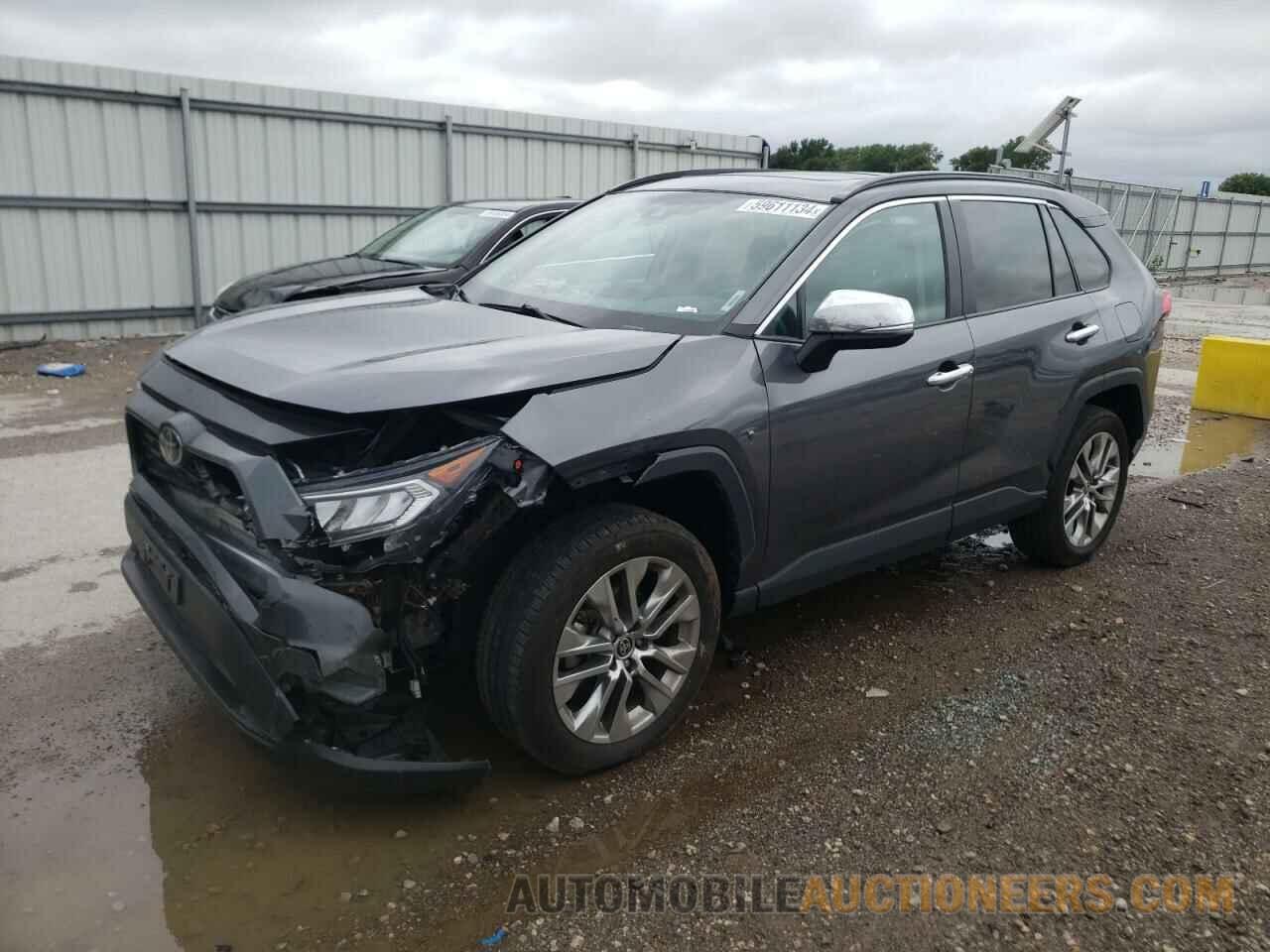 2T3A1RFV4MC212525 TOYOTA RAV4 2021